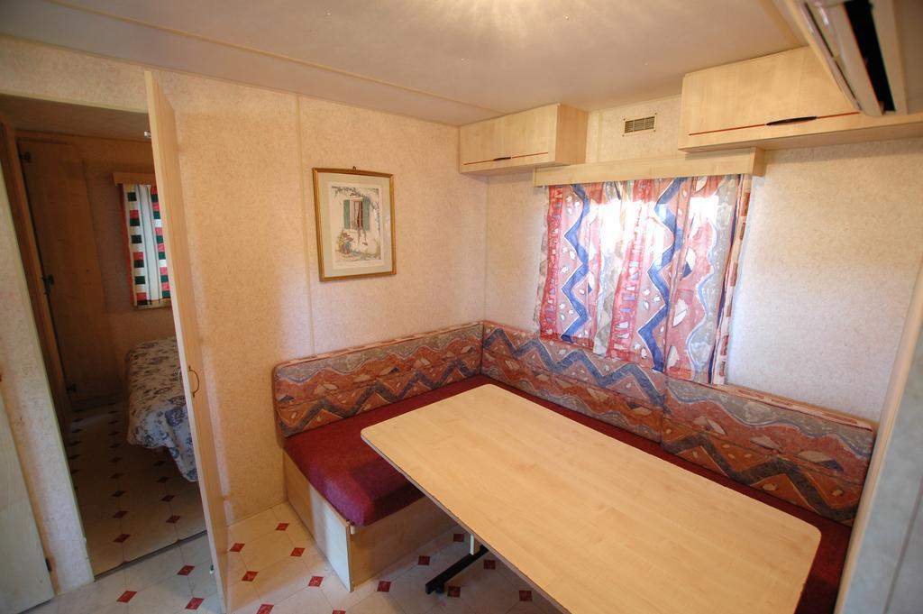 Camping Europa 2 Hotel Capoliveri  Exterior foto