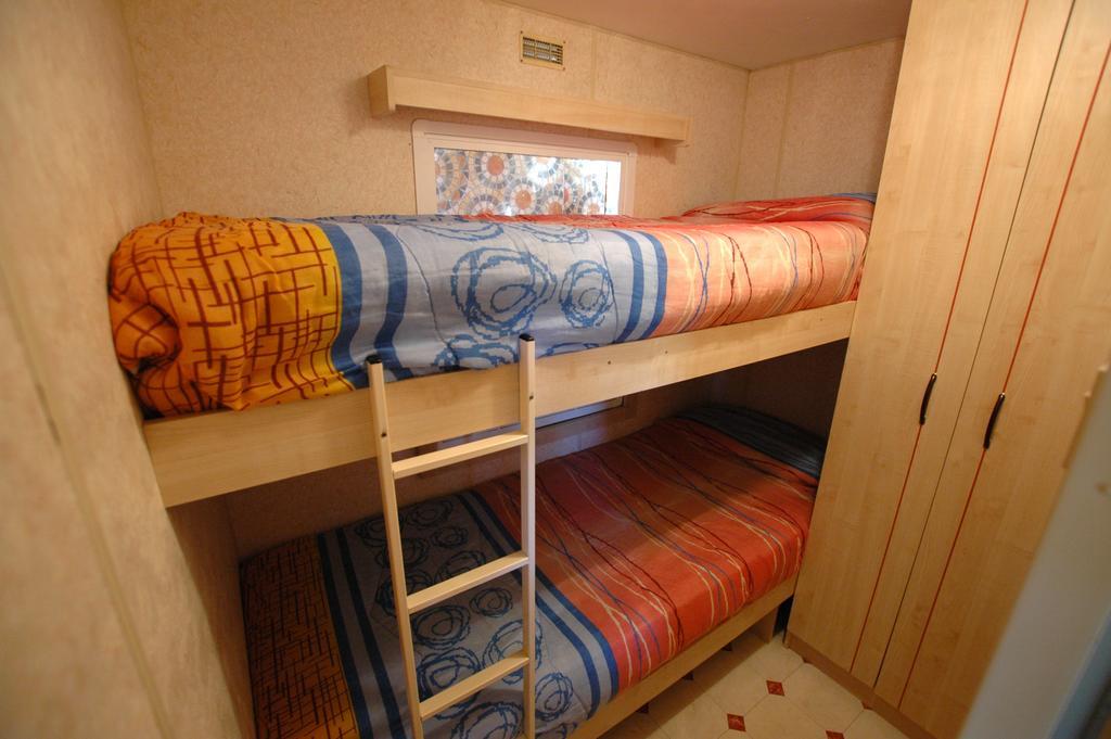 Camping Europa 2 Hotel Capoliveri  Quarto foto